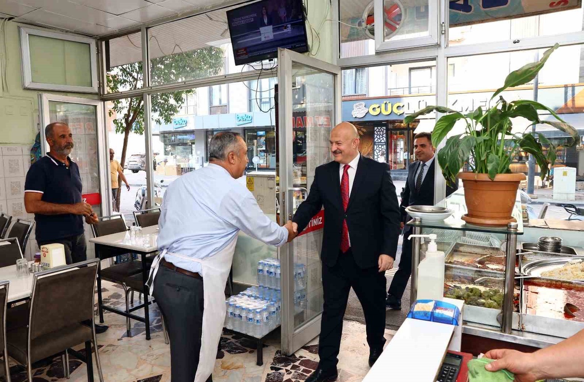 Vali Küçük Esnaf Ziyareti Gerçekleştirdi