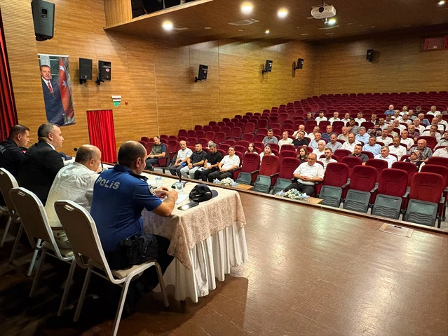 Vezirköprü'de Muhtarlar İstişare Toplantısı