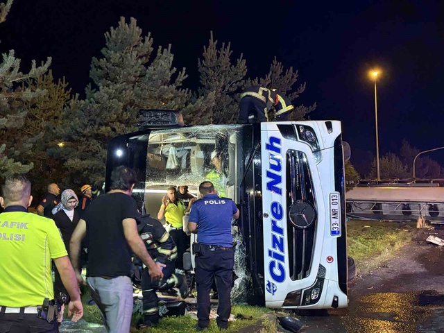 Yolcu otobüsüyle yakıt tankerinin çarpıştığı kazada bilanço ağırlaşıyor