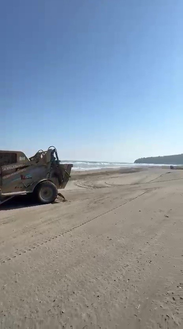 Akçakoca Plajlarında Temizlik ve Bakım Çalışmaları
