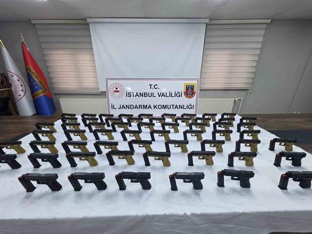 Silah Sevkiyatı Operasyonu: 58 Tabanca Ele Geçirildi