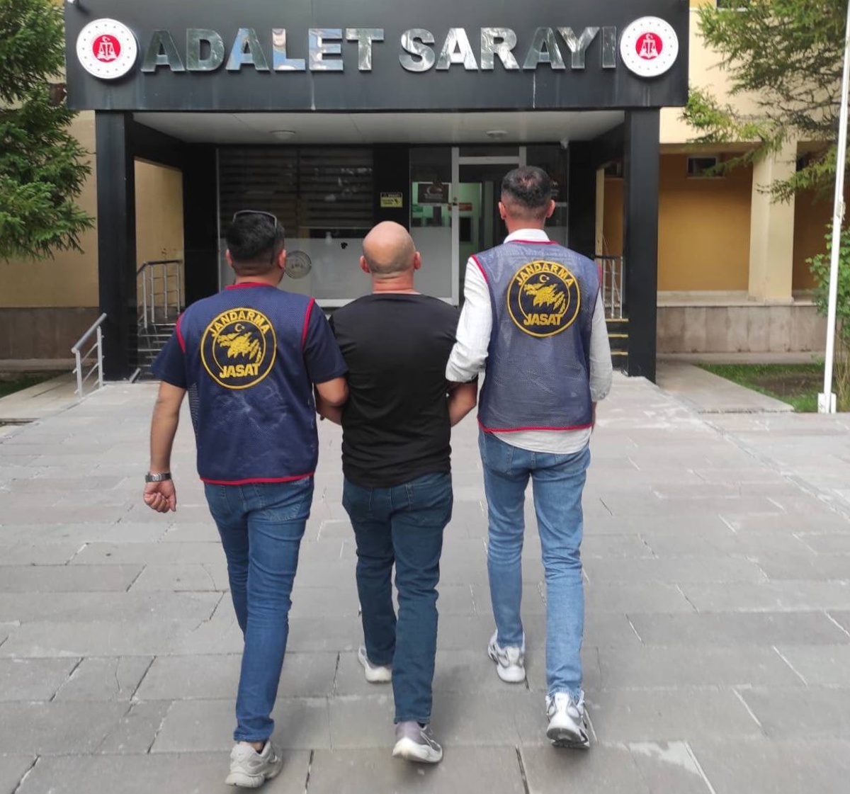 Uyuşturucu Taciri Yakalandı