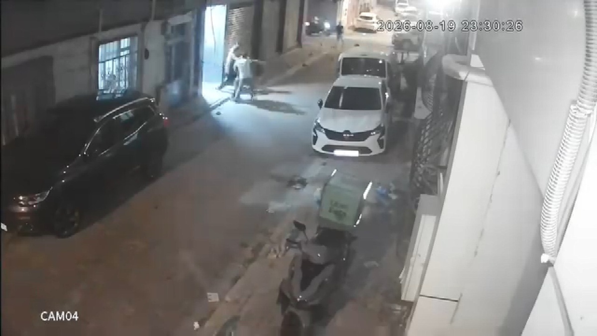 Beylikdüzü'nde Polis Memurlarına Saldırı, 4 Tutuklama