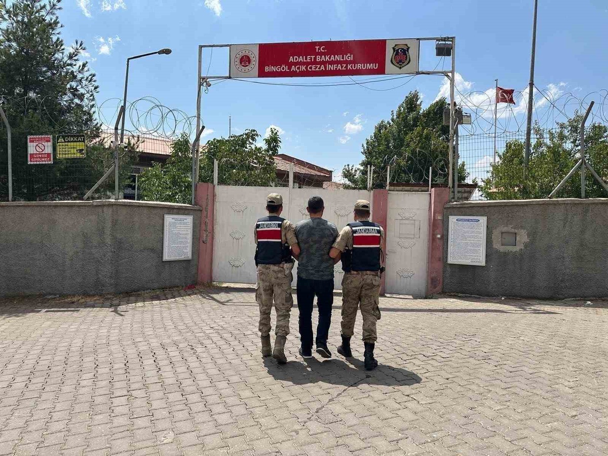 Bingöl'de 5 Şahıs Tutuklandı
