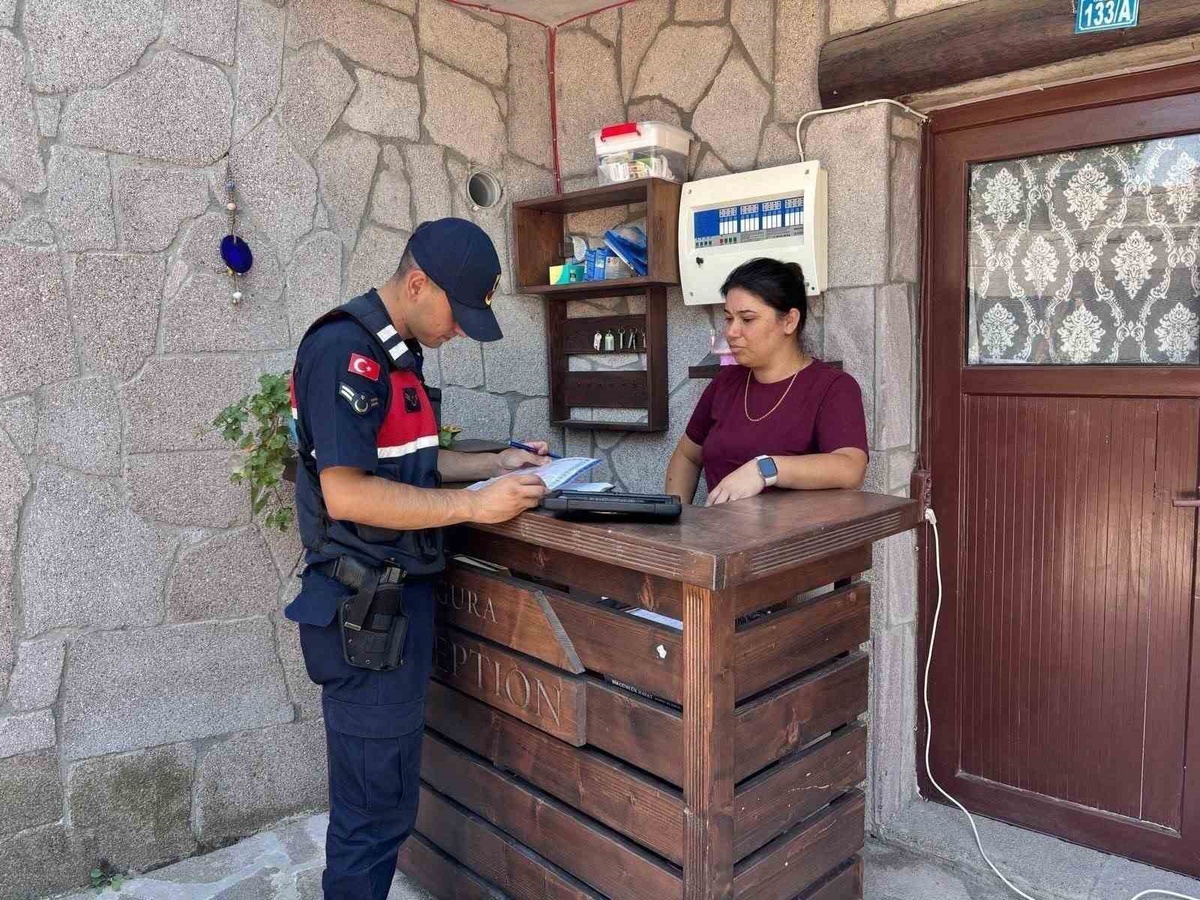 Çanakkale'de 9 Suçlu Tutuklandı