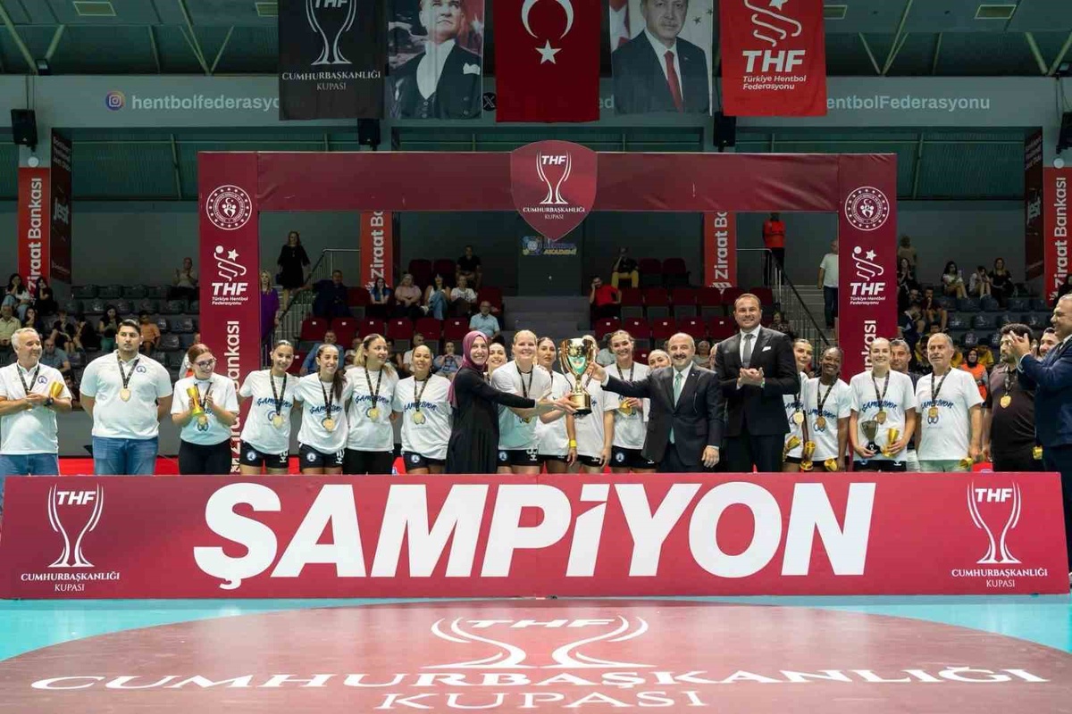 Cumhurbaşkanlığı kupası’nın ilk şampiyonu Yalıkavakspor