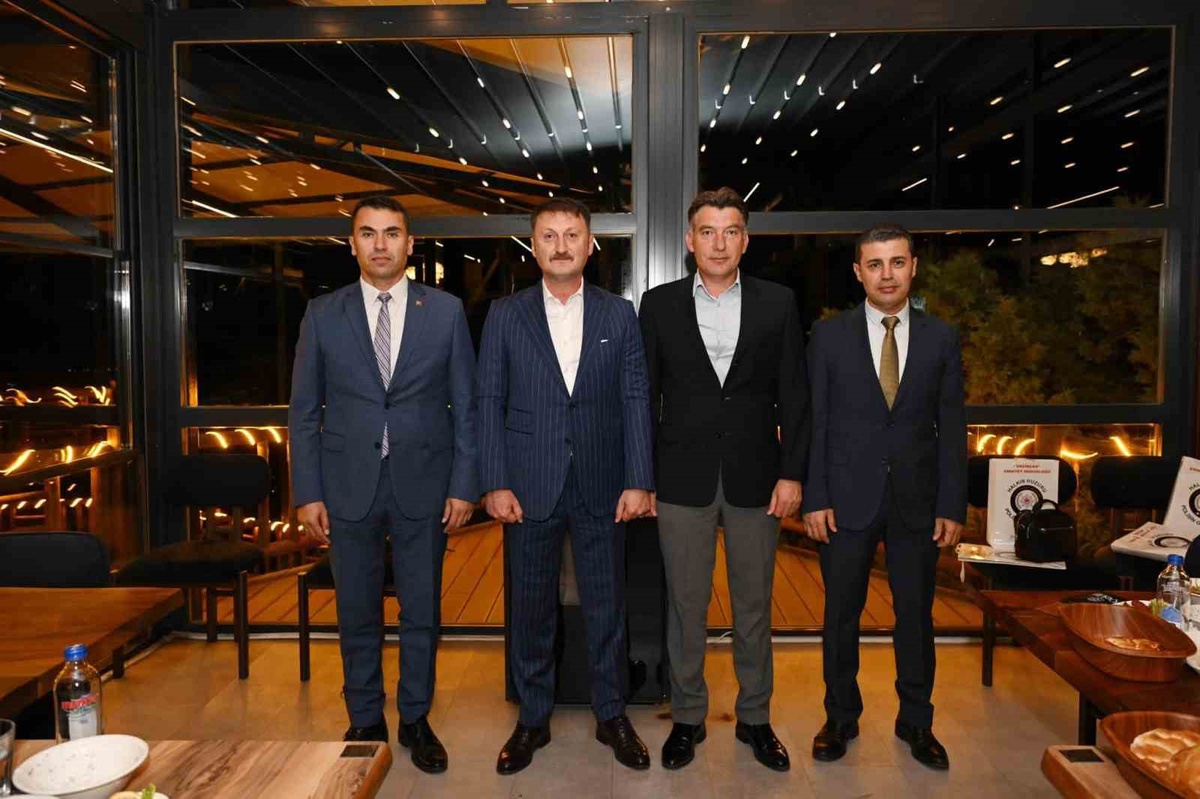 Emniyet Müdürlerine Rütbe ve Plaket Töreni
