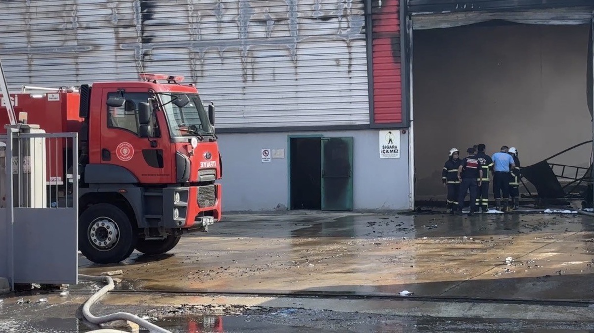 Gaziantep'te Elyaf Fabrikasında Yangın