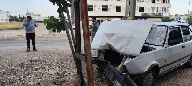Adıyaman'da Trafik Kazası: 2 Yaralı