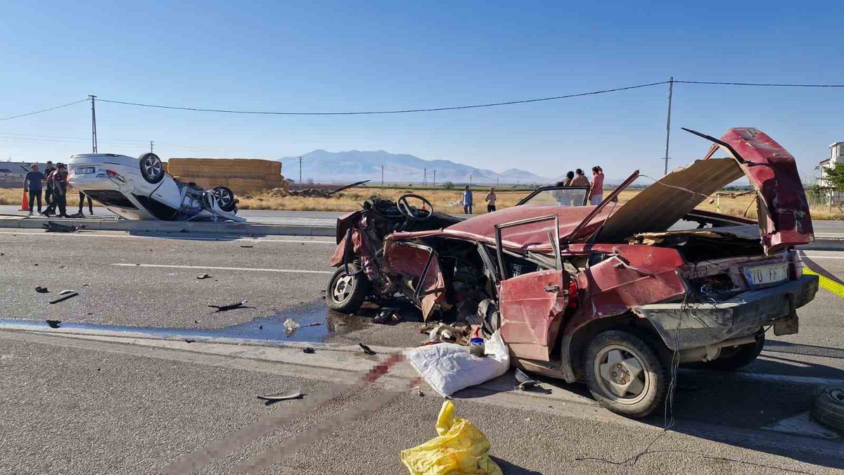 Karaman'da Feci Kaza: 6 Yaralı
