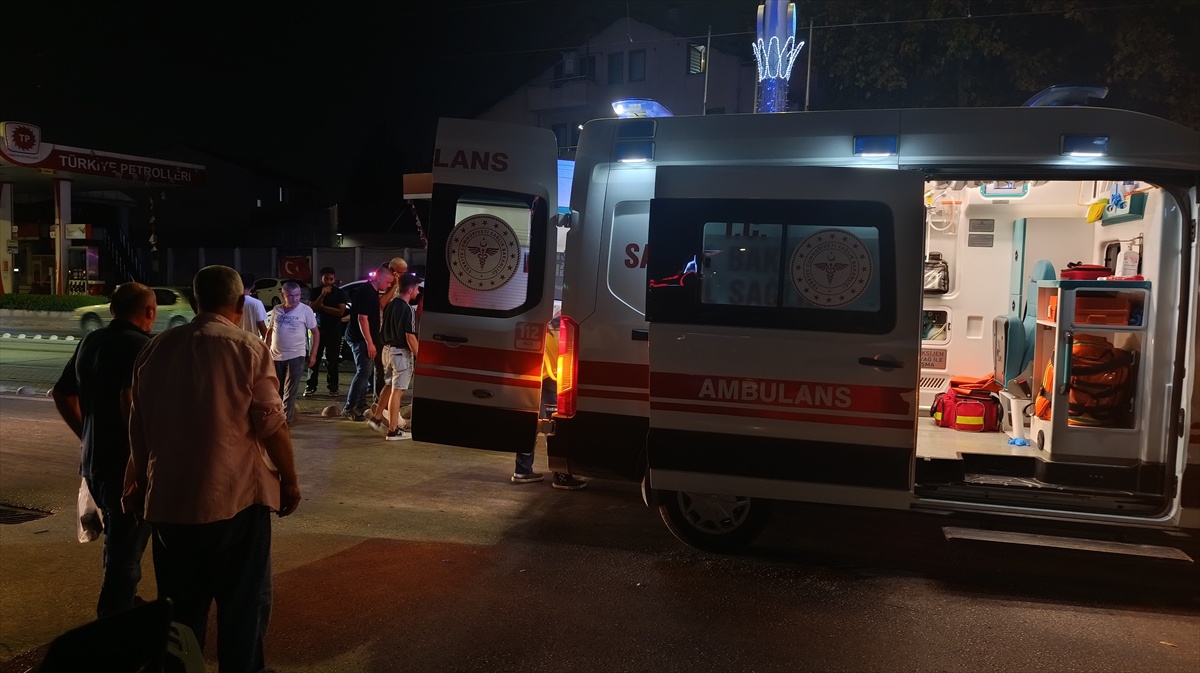 İzmit'te Motosiklet Kazası: Sürücü Yaralı
