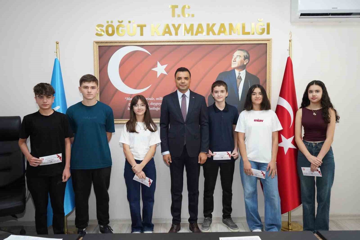 Söğüt'te LGS Başarılı Öğrencilere Ödül