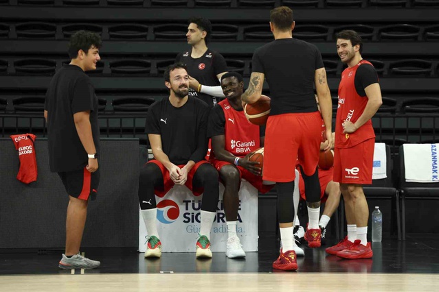 A Milli Basketbol Takımı Litvanya Maçına Hazırlanıyor