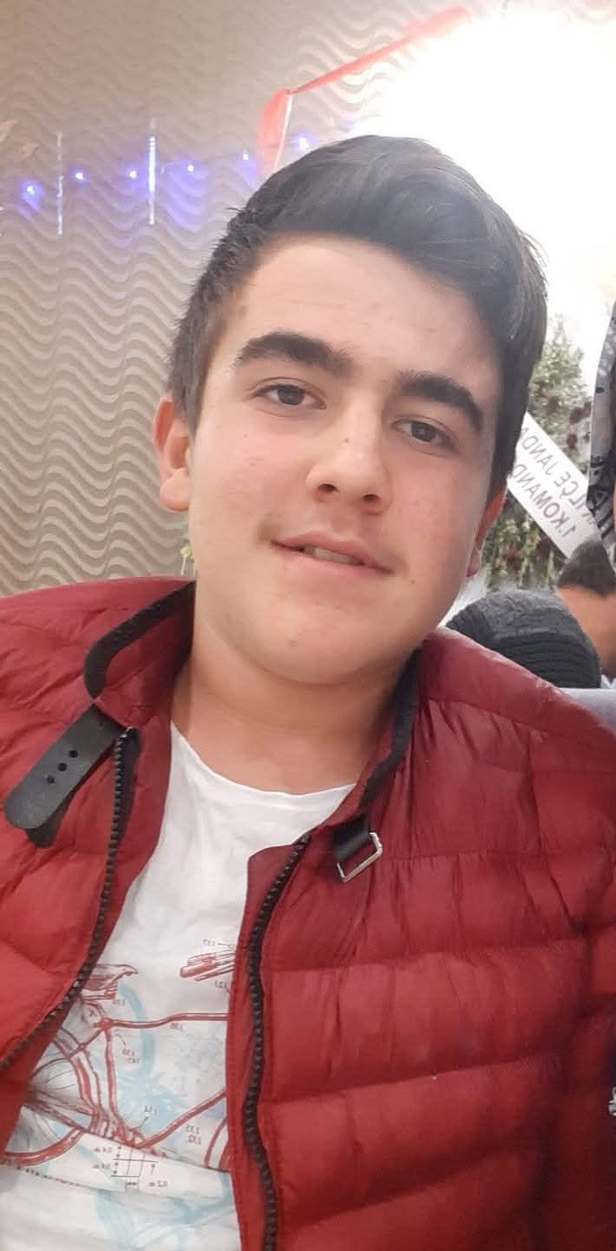 Elektrik Direğine Çıkan Genç Hayatını Kaybetti