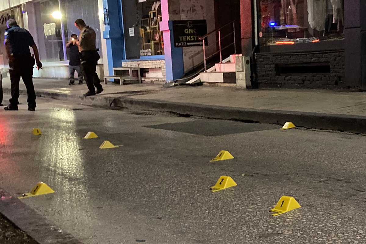 Kurşunlayan Şüpheli Polise Teslim Oldu