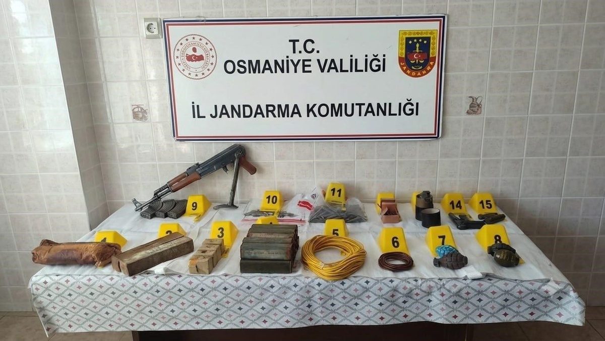 Osmaniye'de Jandarma Operasyonu: Silah ve Uyuşturucu Ele Geçirildi