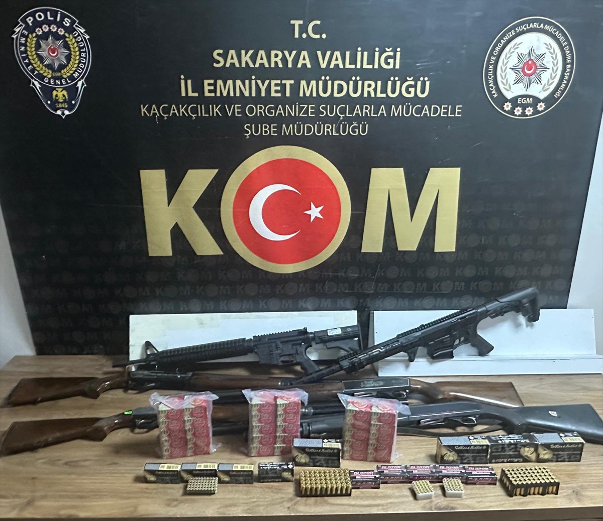 Adapazarı'nda Silah Kaçakçılığı Operasyonu
