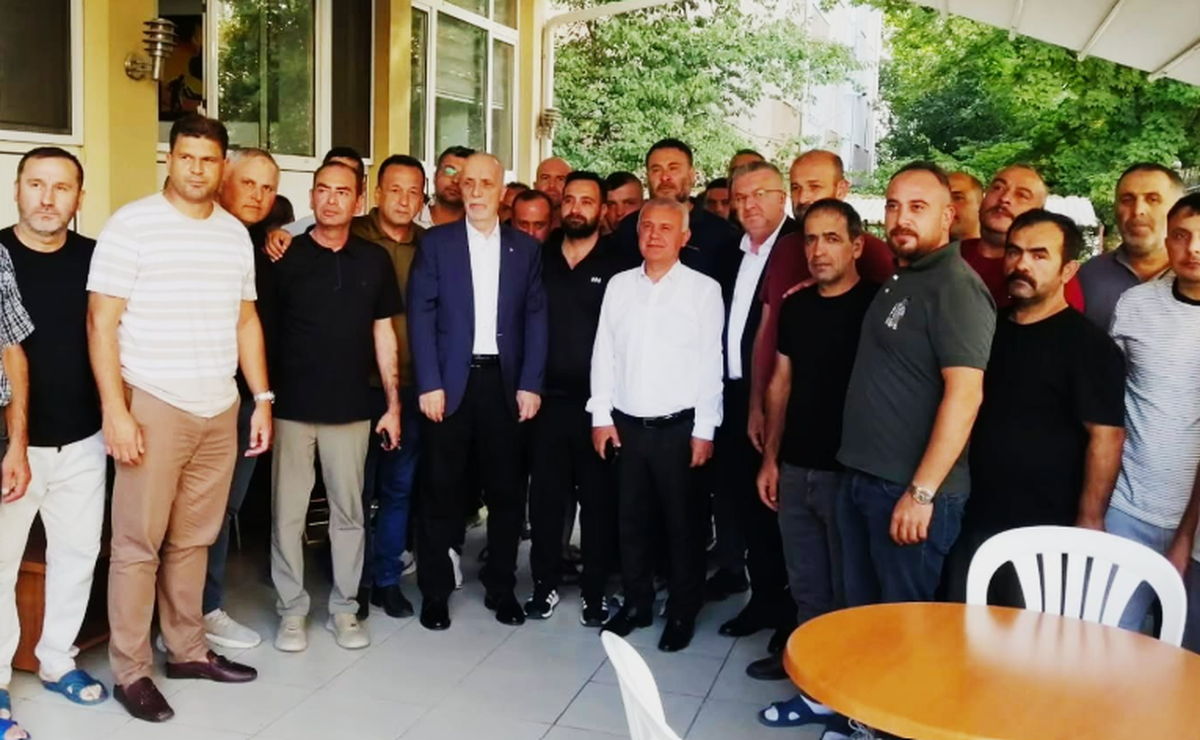 TÜRK-İŞ'ten Maden İşçilerine Destek