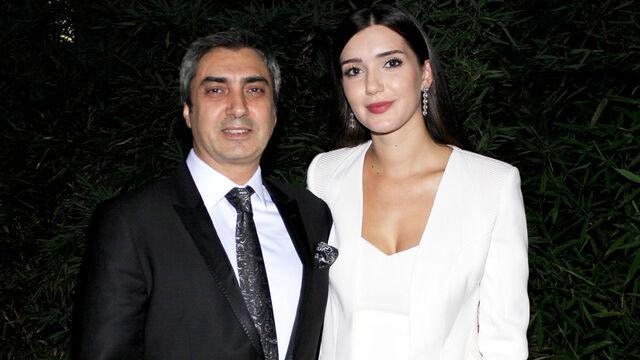 Vadi'nin <a class='keyword-sd' href='/polat-alemdar/' title='Polat Alemdar'>Polat Alemdar</a>'ı Necati Şaşmaz, çocuklarıyla birlikte Ahlat’ı gezdi
