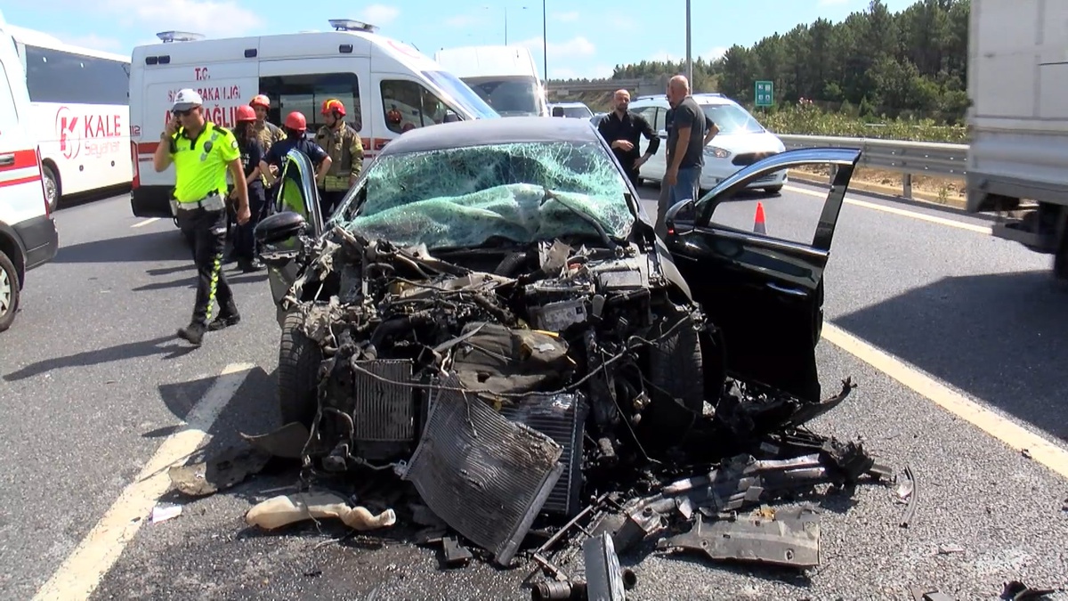 Beykoz'da Trafik Kazası: 2 Yaralı