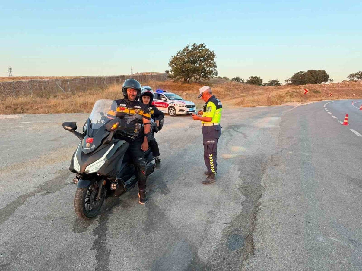 Bilecik'te Motosiklet Sürücülerine Bilgilendirme