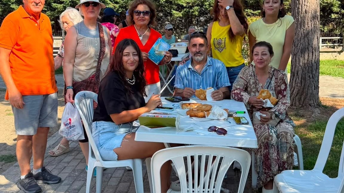 Burhaniye'de Geleneksel Lokma Hayrı