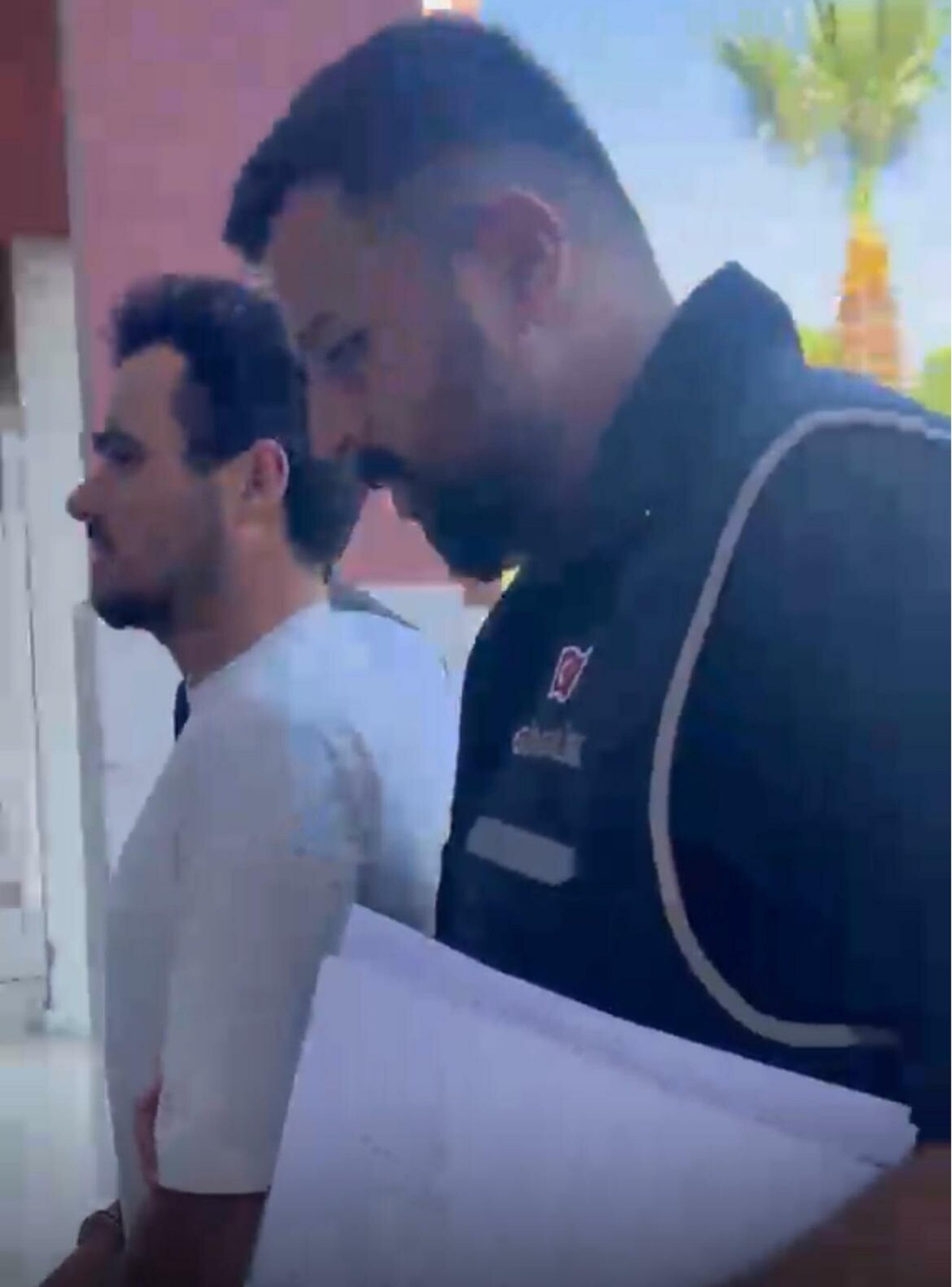 Cumhurbaşkanına Hakaret Eden Genç Tutuklandı