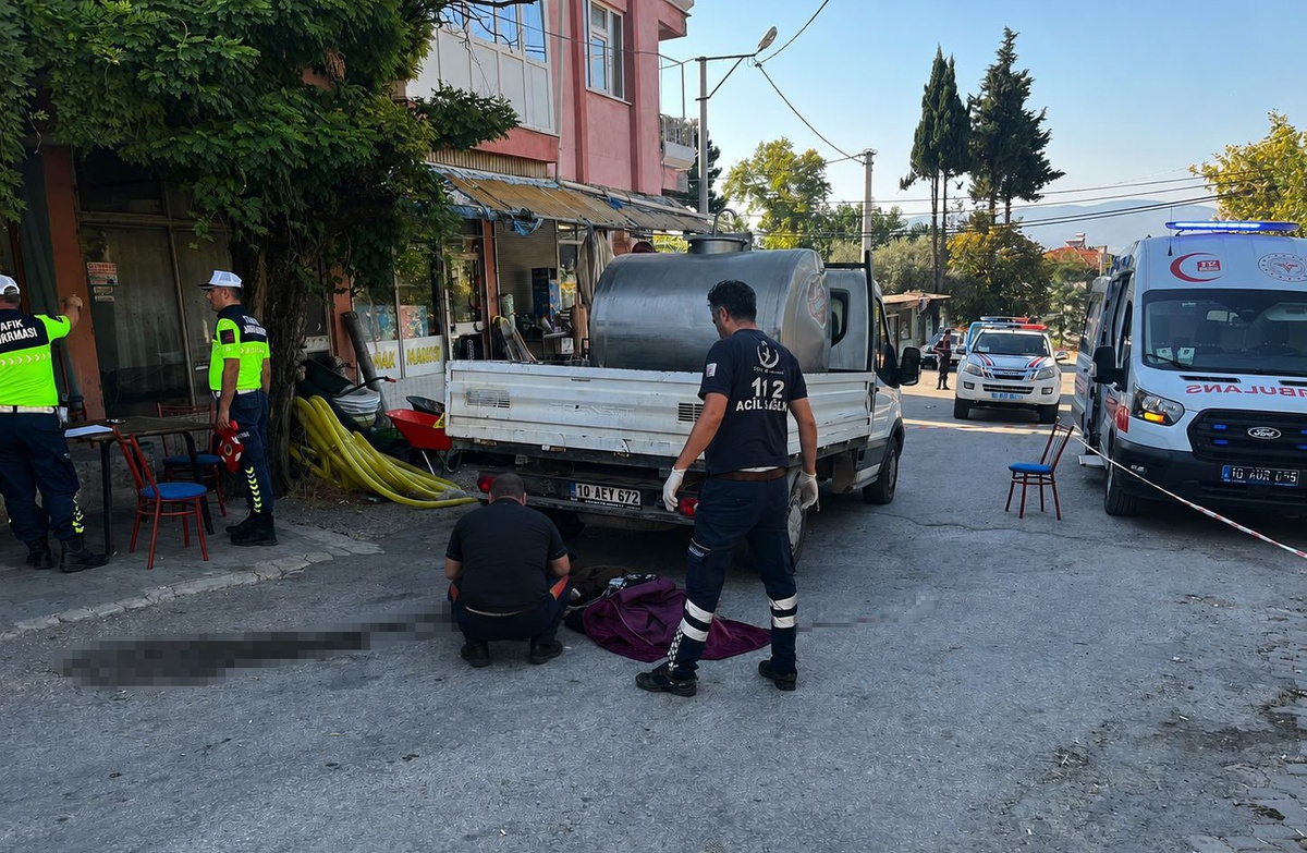 Dursunbey'de Kamyonet Yaşlı Adamı Ezdi