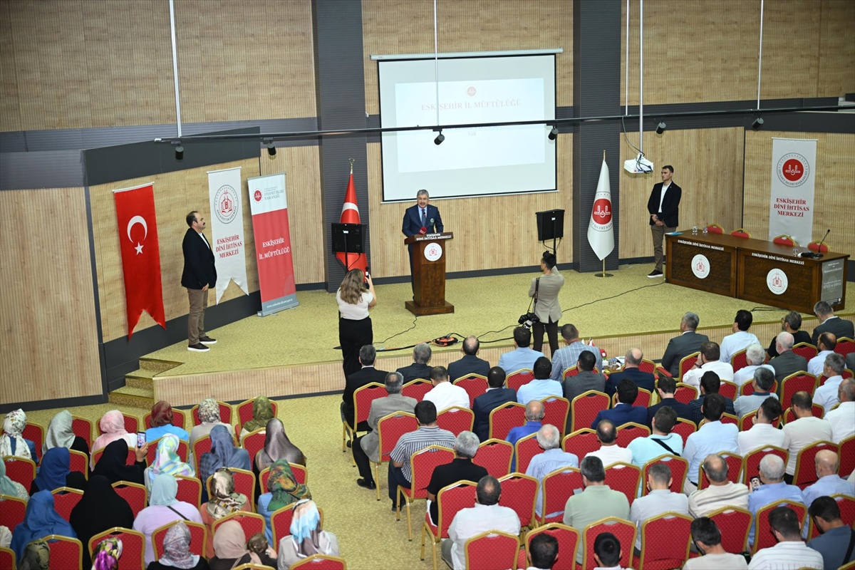 Mevlid-i Nebi Haftası'nda Konferans