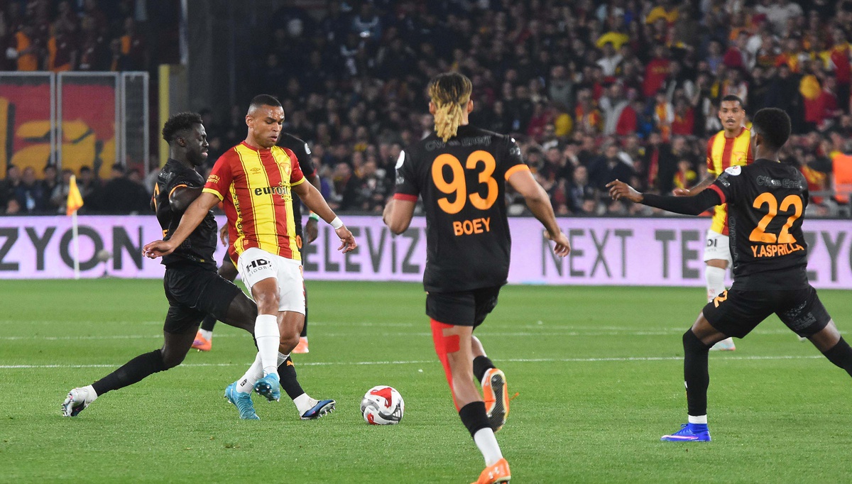Göztepe'nin Galatasaray Hasreti Devam Ediyor