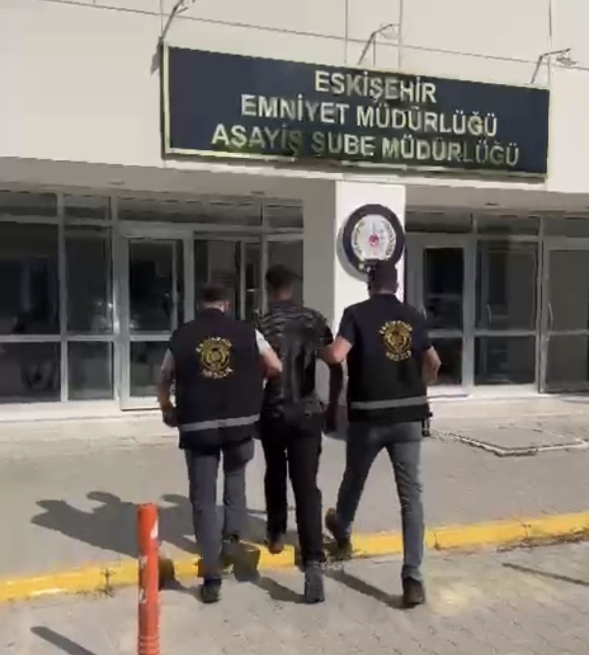 Eskişehir'de Hırsız Tutuklandı