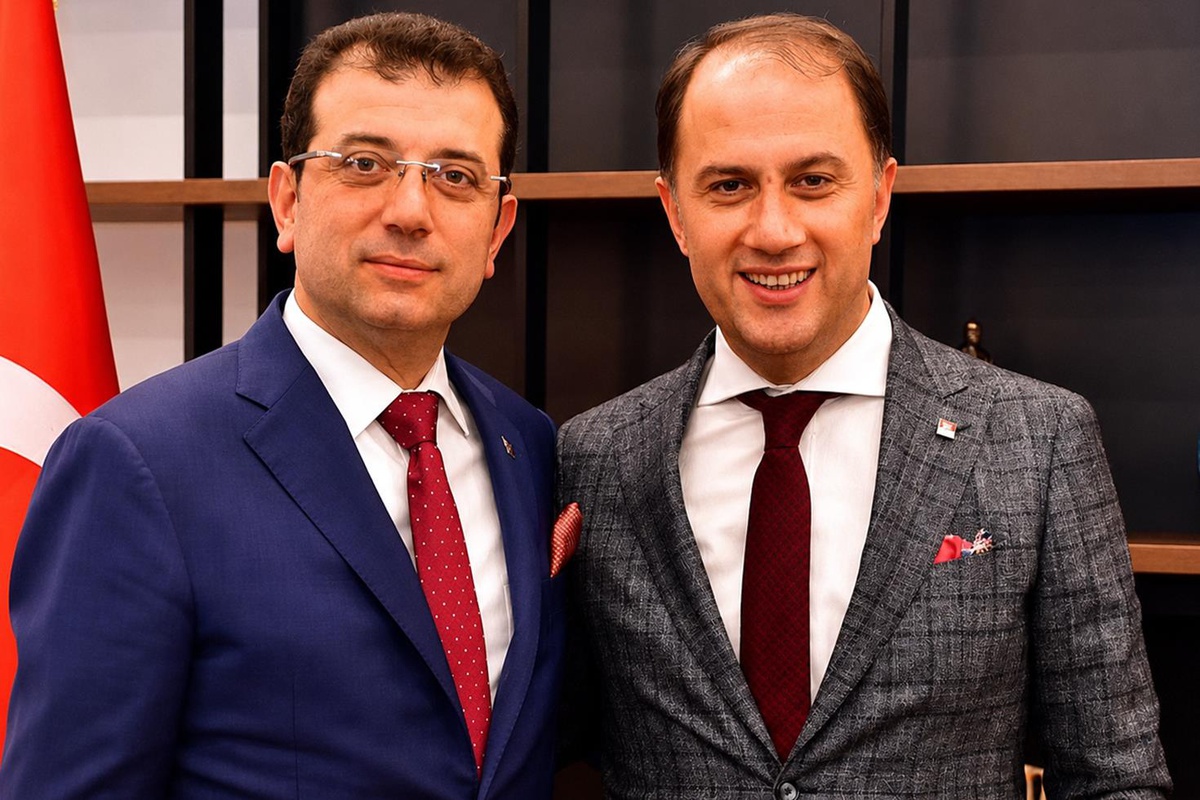 Mehmet Murat Çalık CHP\'de kalacak