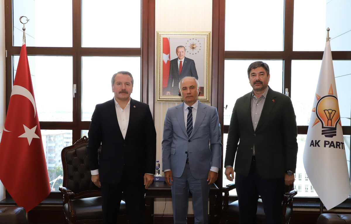 Memur-Sen'den AK Parti'ye Ziyaret