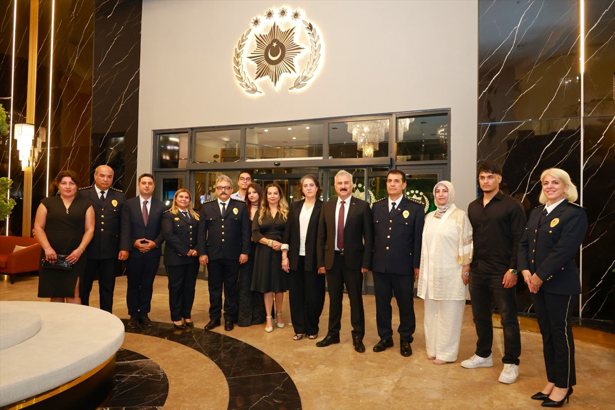 Mersin Emniyet Müdürü\'nden Terfi Töreni
