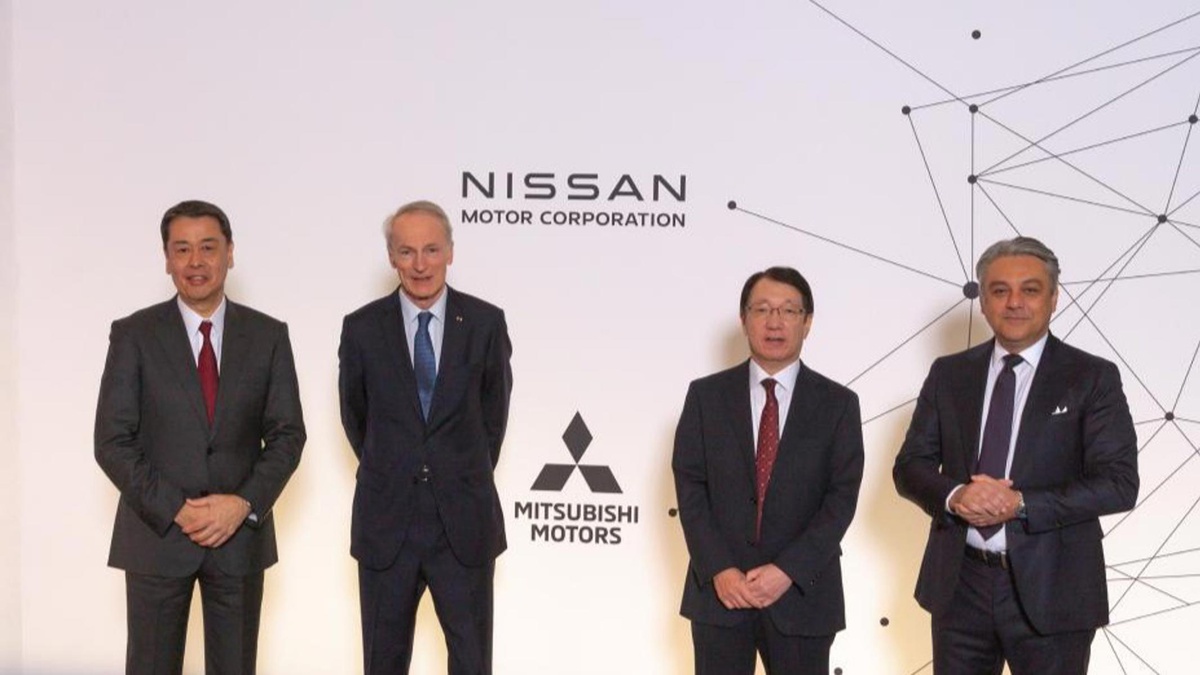 Mitsubishi'den Yeni Pick-Up Hamlesi