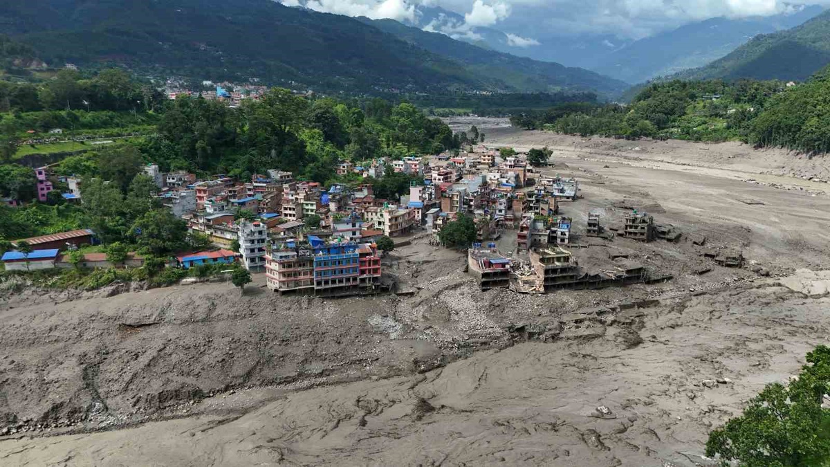 Nepal'de Sel Felaketi: 177 Ölü, 826 Kayıp