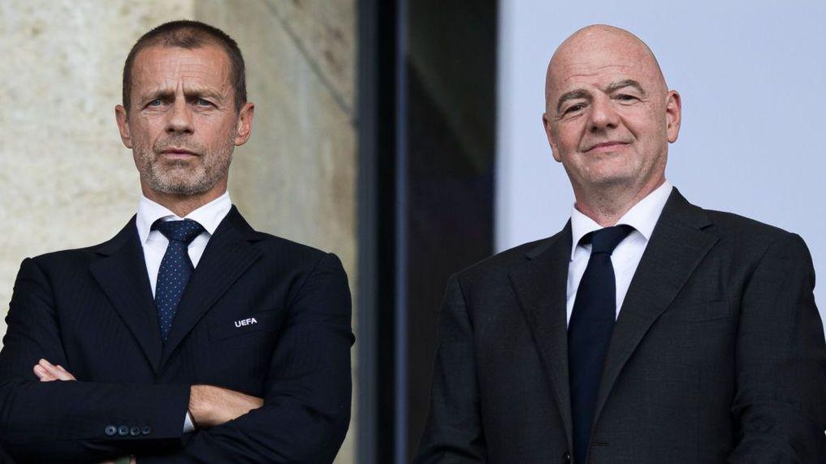 UEFA, Infantino'ya Ceza Yolu Açtı