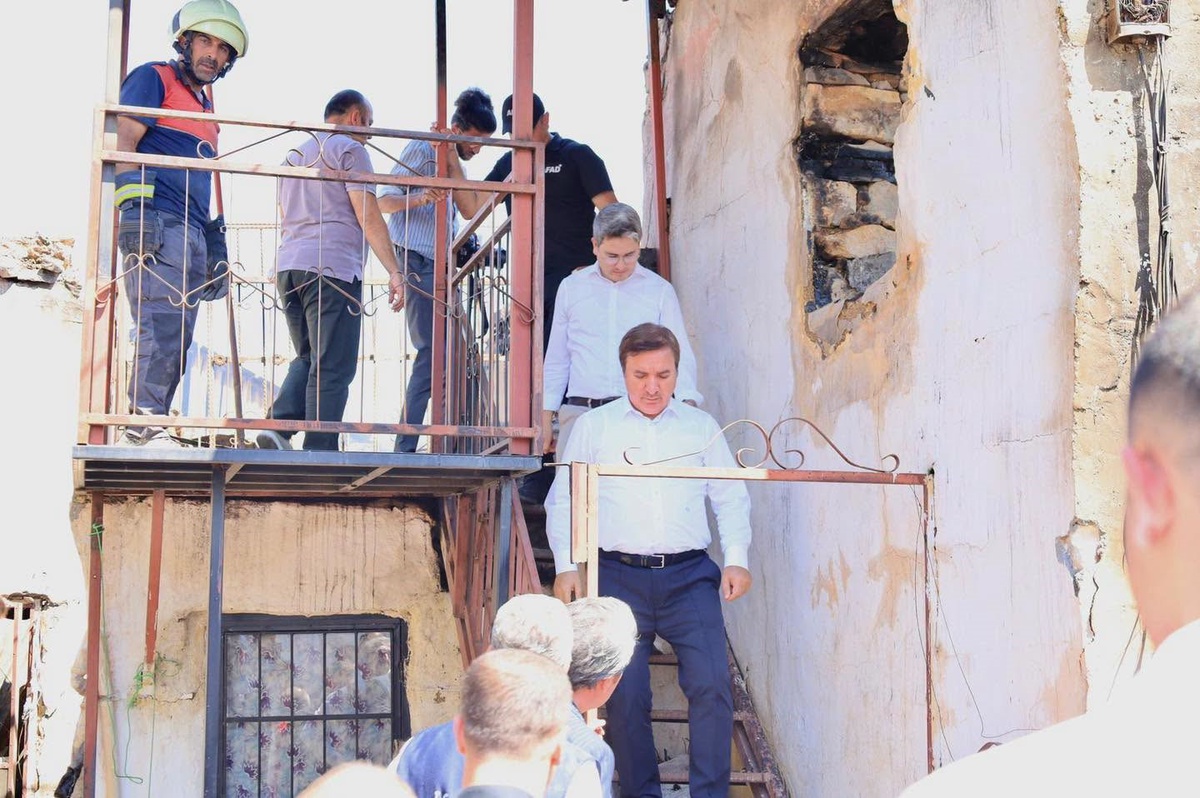Vali Aydoğdu, Yangın Bölgesinde İncelemelerde Bulundu