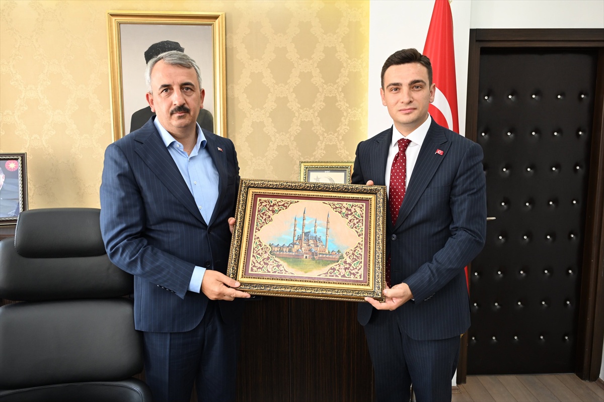 Vali Sezer İpsala Kaymakamı Güzel'i Ziyaret Etti