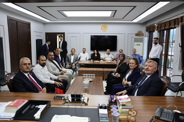 Ahlatcı Osmancık'ta Ziyaretlerde Bulundu