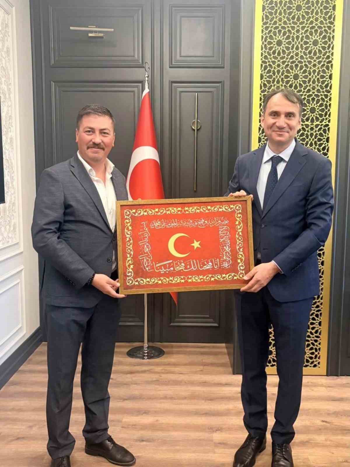 AK Parti'den Kaymakam Engin'e Ziyaret