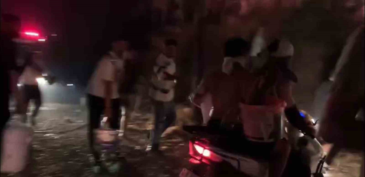 Fethiye'de Orman Yangınına Vatandaş Desteği