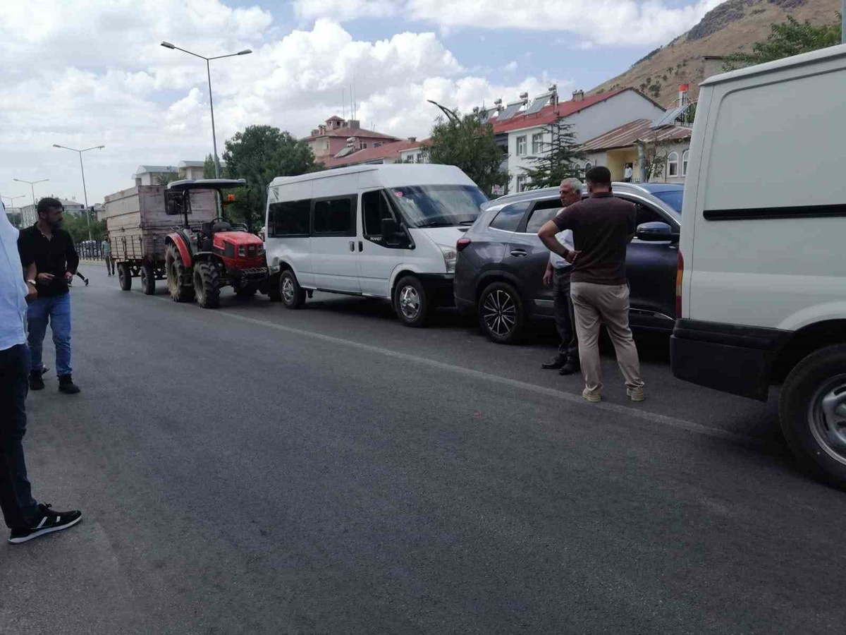 Bingöl'de Zincirleme Kaza, Yaralanan Yok