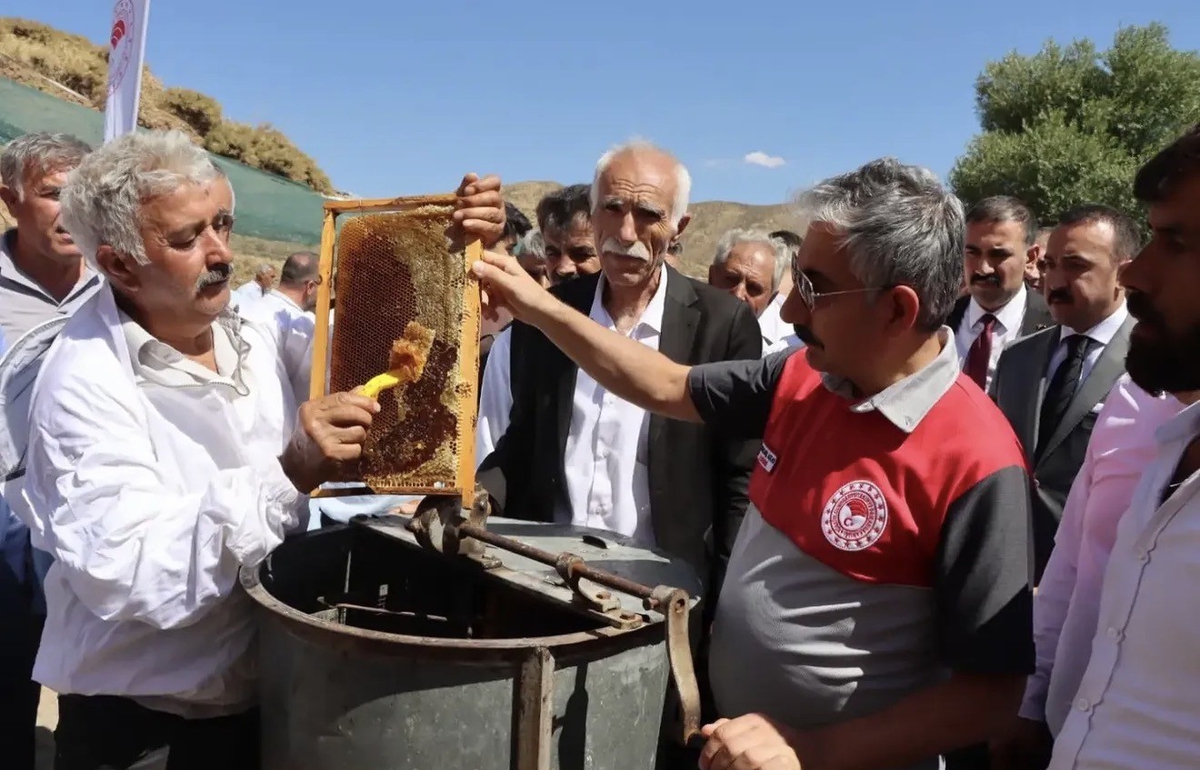 Bal Hasadı Şenliği Çelikhan'da Yapıldı
