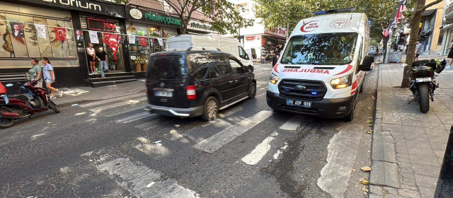 Yayaya çarpıp, yaralayan ehliyetsiz motosiklet sürücüsü: Yaya geçidi için de ders versinler