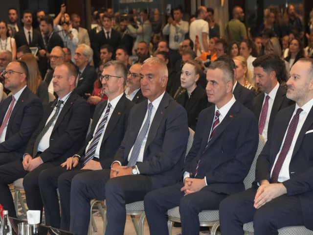 Dünya Türk dizilerini izliyor, Türkiye’yi merak ediyor
