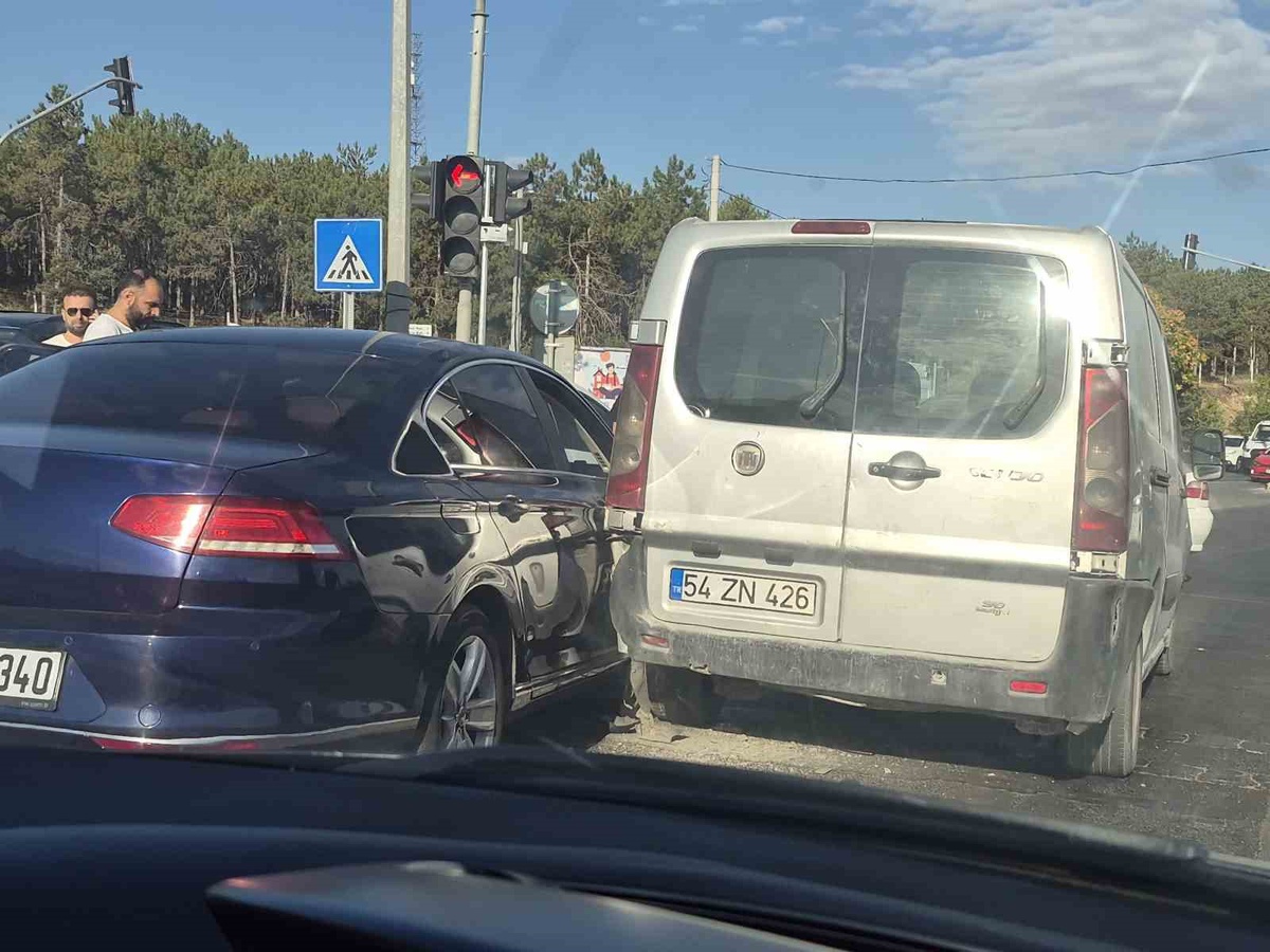 Eskişehir'de Üç Araçlı Kaza
