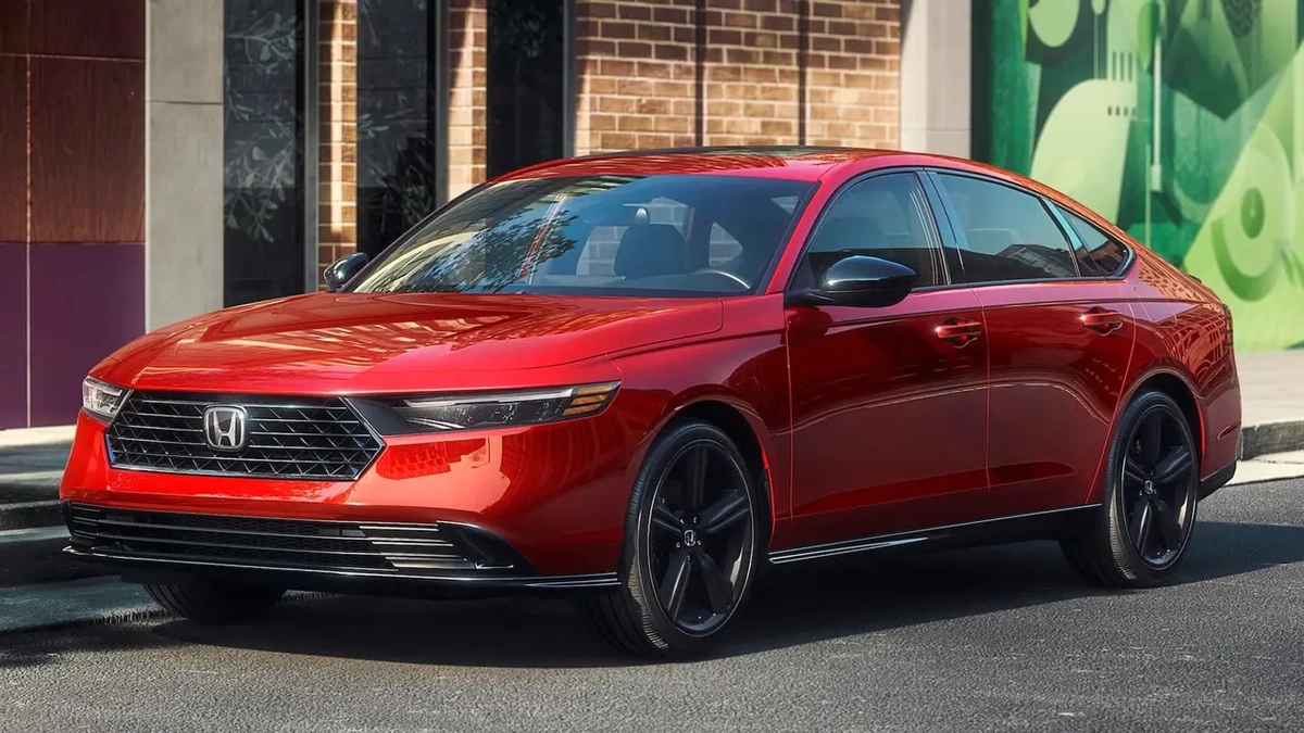Honda, Accord ile Hibrit Dönüşüm Yapıyor