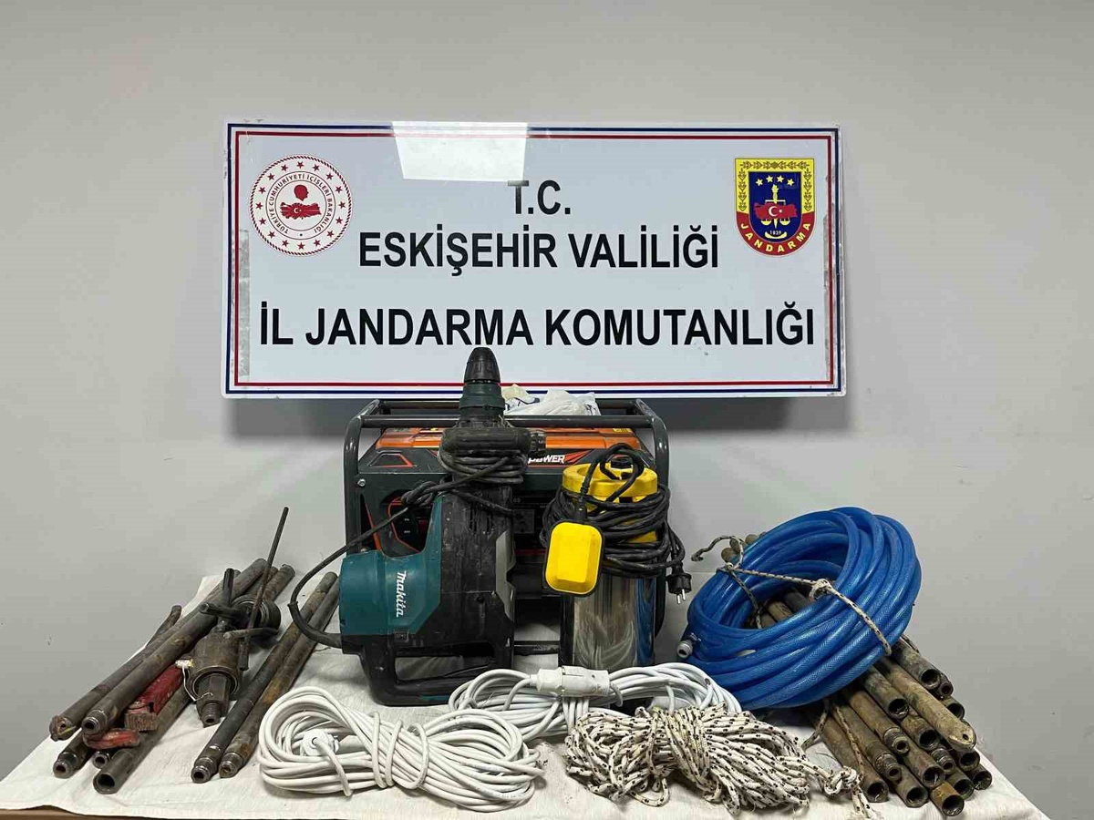 Eskişehir'de Kaçak Kazıya Suçüstü