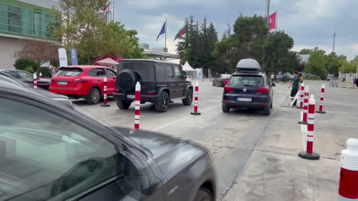 Kapıkule'de Gurbetçi Dönüş Yoğunluğu
